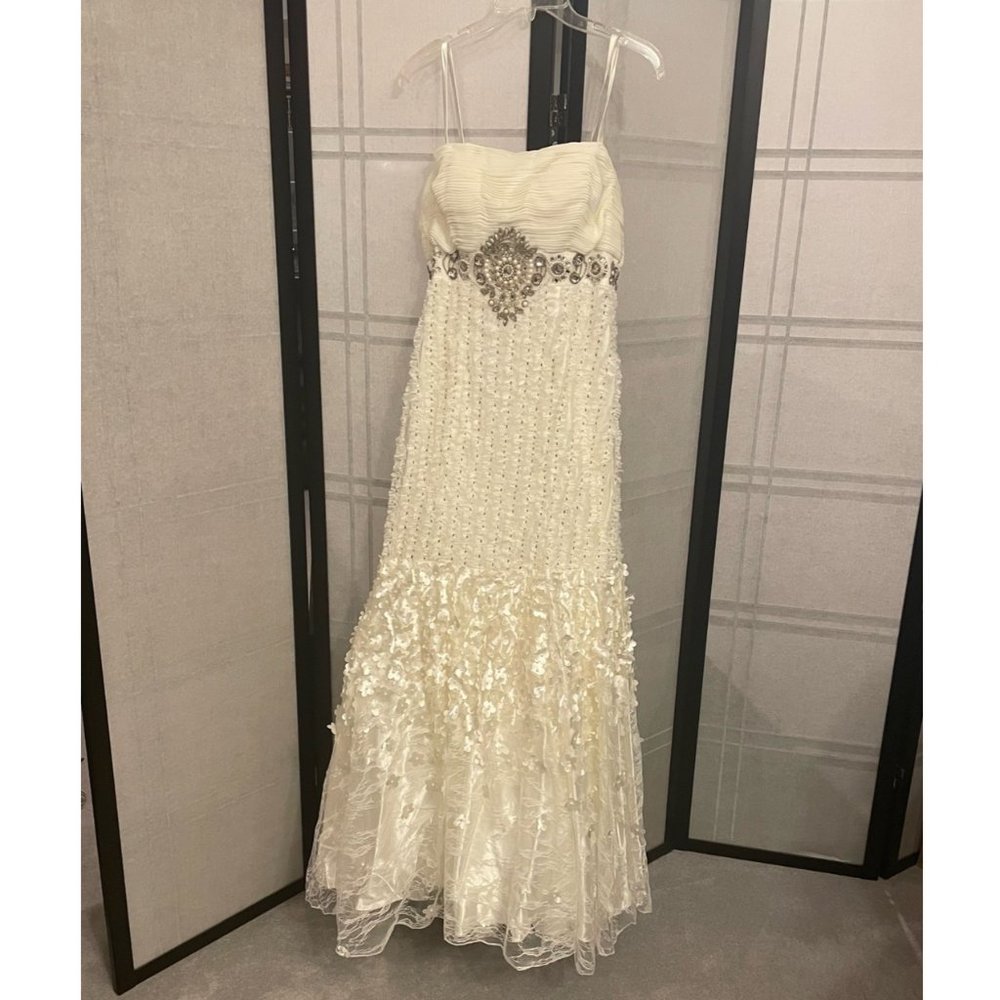 Sue Wong Ivory Wedding Formal Dress with Sequins and Flowers - Picture 1 of 6